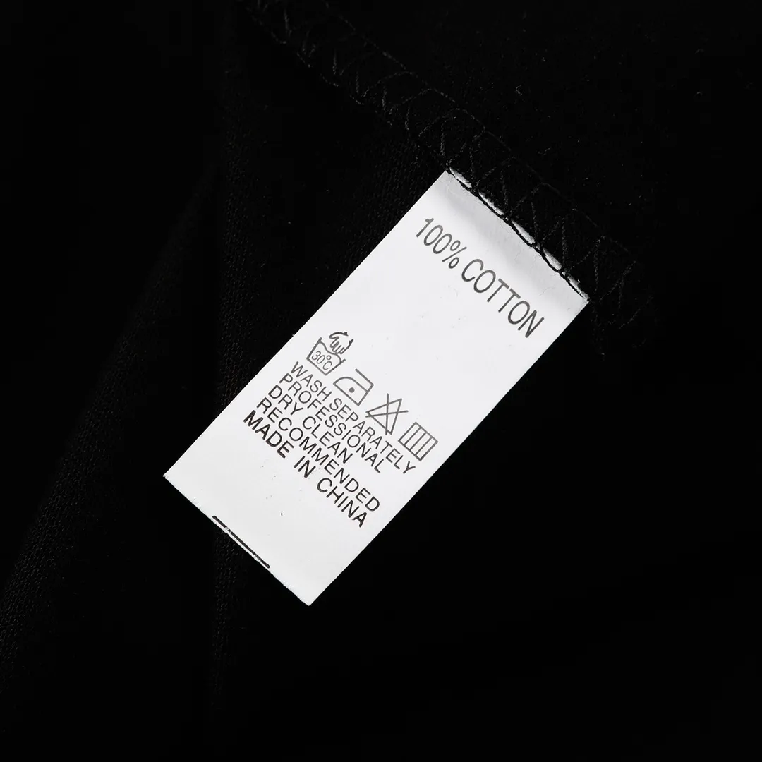 Saint Michael series retro trendy round neck short sleeves Model number: 3151P110 Color: black Size: S M L XL